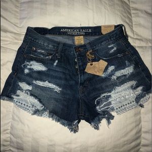 American Eagle Festival Shortie